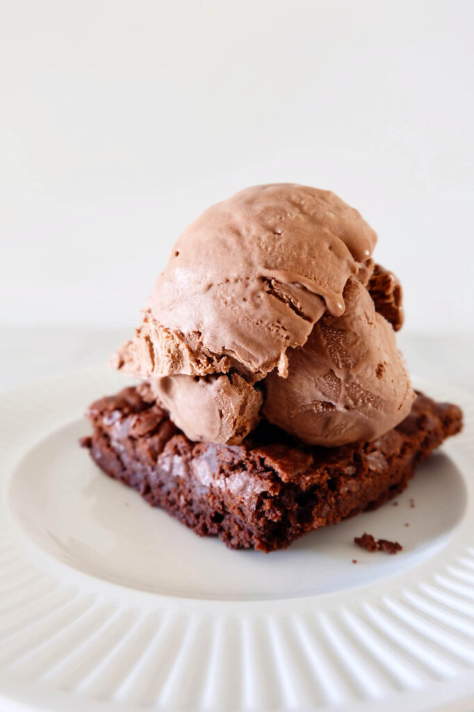 Chocolate Fudge Brownie Ice Cream Flaky Bakers 1814